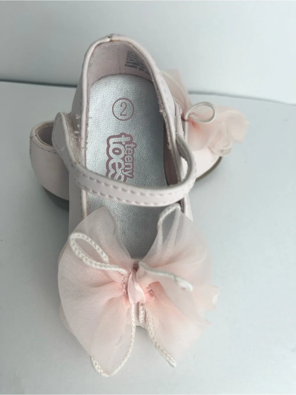 Teeny Toes- Baby Girl Pink Bow Mary Jane Style Dress Shoes - Size 2